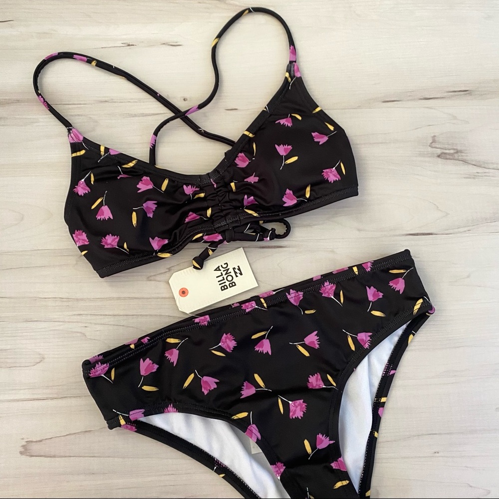🌺 Billabong Girls’ Floral Bikini 🌺 - Picture 3 of 9